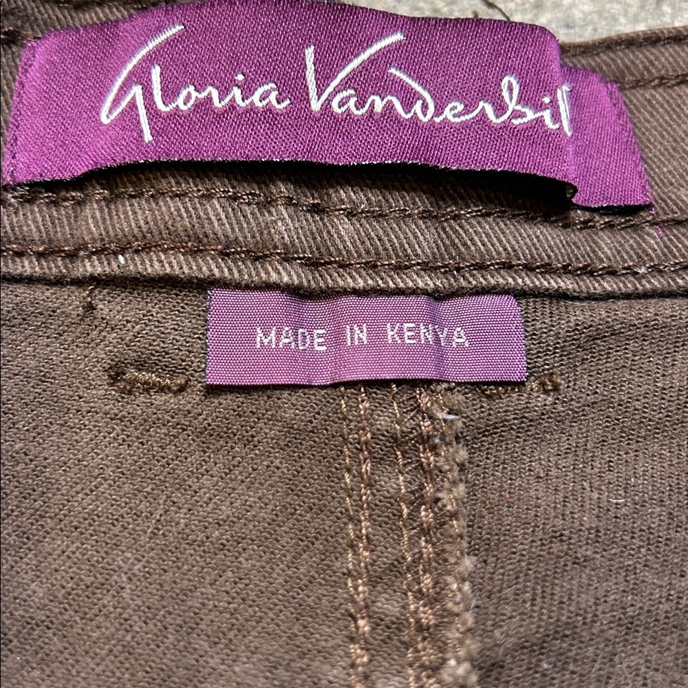 Gloria Vanderbilt Brown Women’s Biker Shorts - Picture 3 of 8